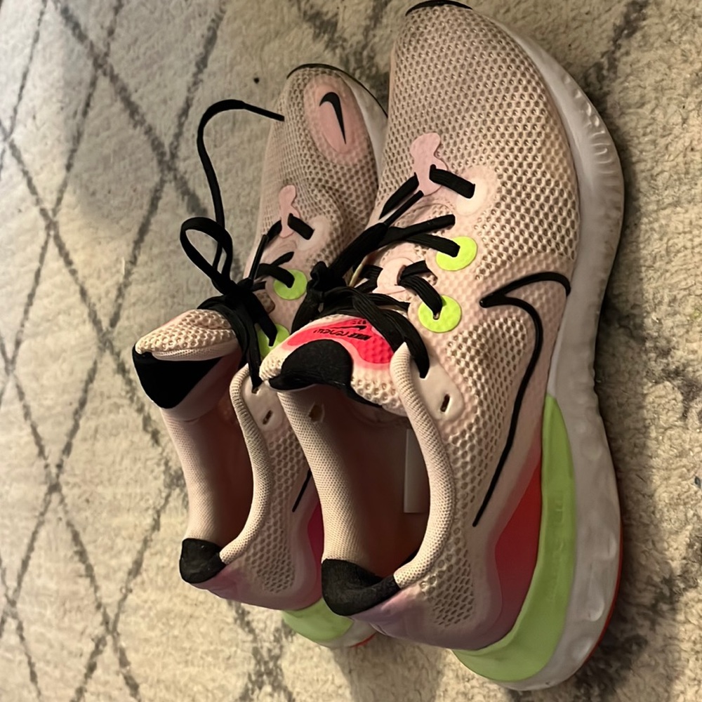 Nike Renew Sneakers